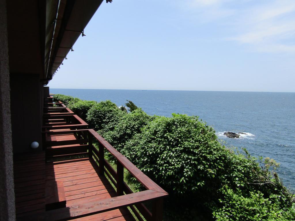 Hôtel Umitsubaki Hayama à Asaragi Extérieur photo